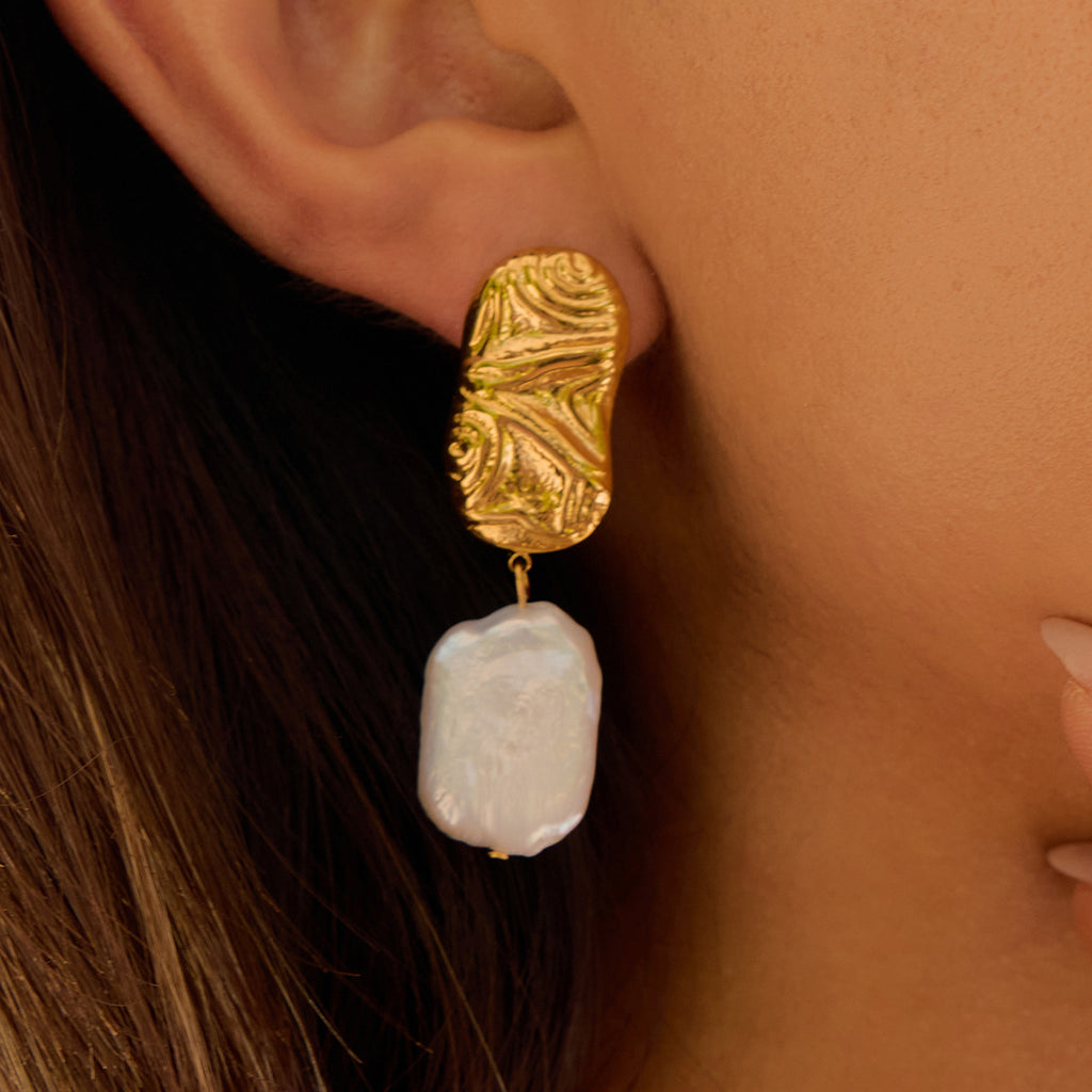 Damen Ohrhänger mit kunstvollem Design aus hypoallergenem Edelstahl Shop Nory
