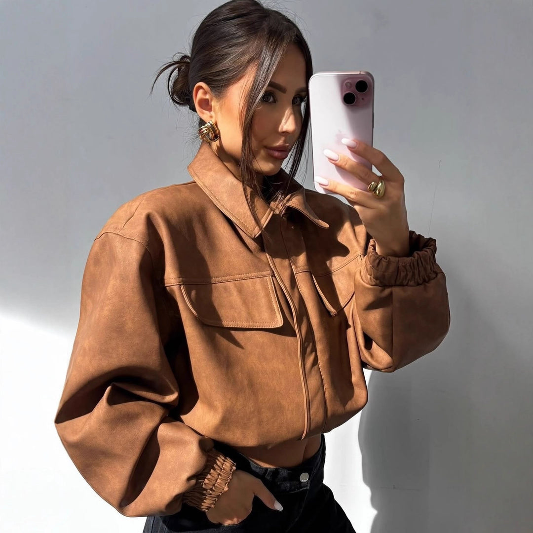 Damen Kurz geschnittene Kunstlederjacke mit aufgesetzten Brusttaschen Shop Nory