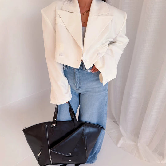 Damen Cropped-Boxy Kurzblazer mit kastiger Silhouette und überlangen Ärmeln Shop Nory
