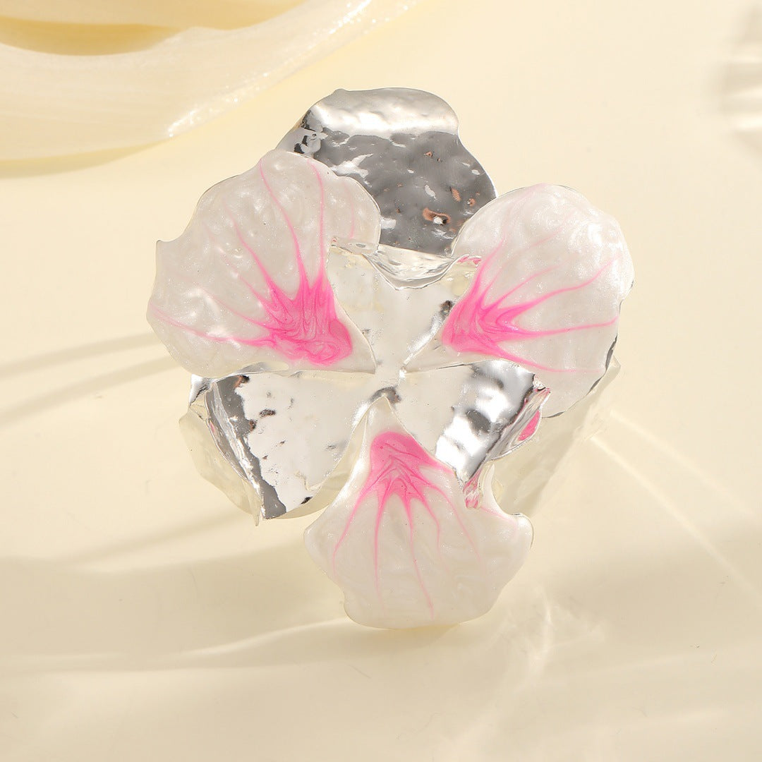 Damen Blütenförmiger Ring aus glänzendem Metall und hochwertigem Epoxidharz Shop Nory