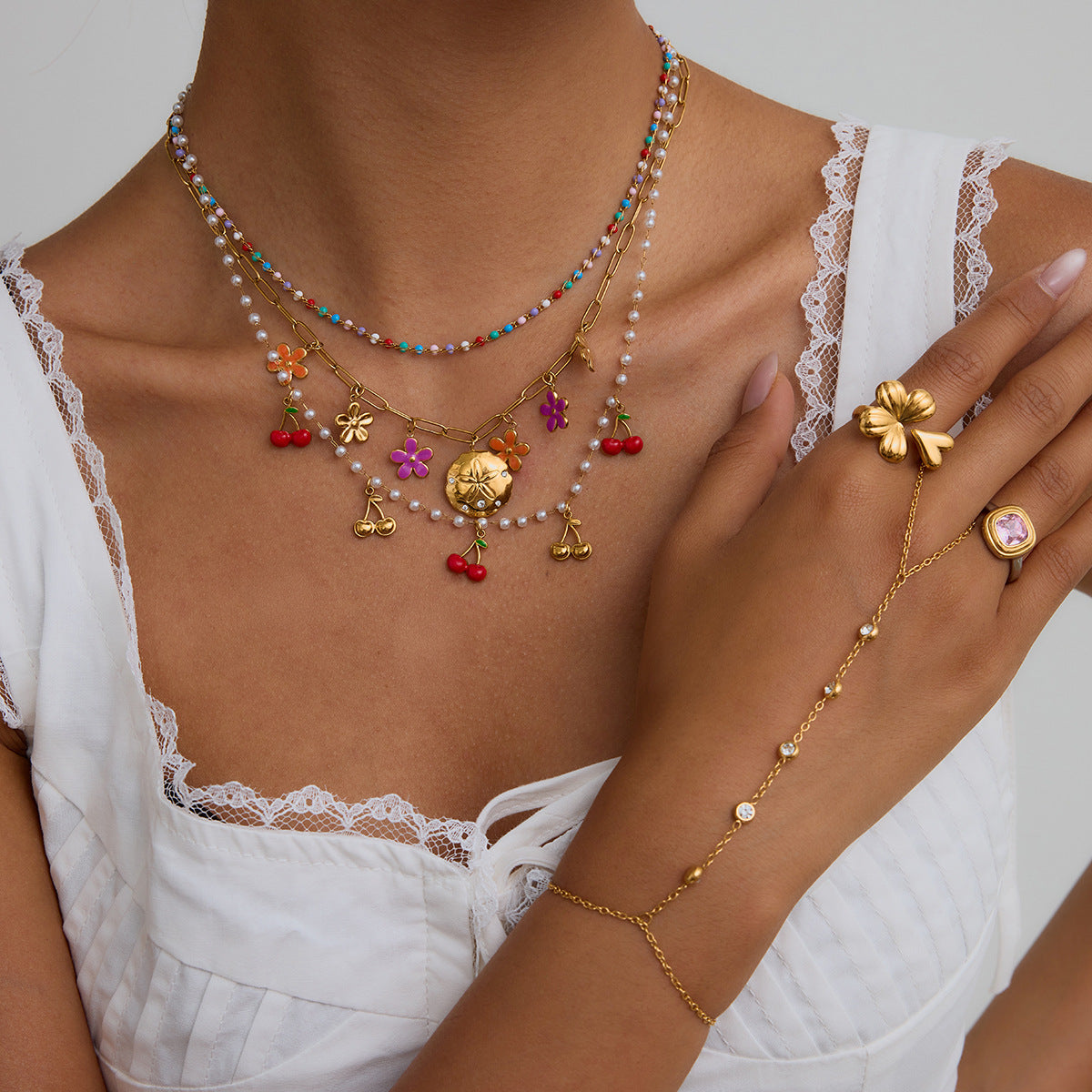 Damen Fußkettchen mit hypoallergenen Eigenschaften und elegantem Kristallbesatz Shop Nory