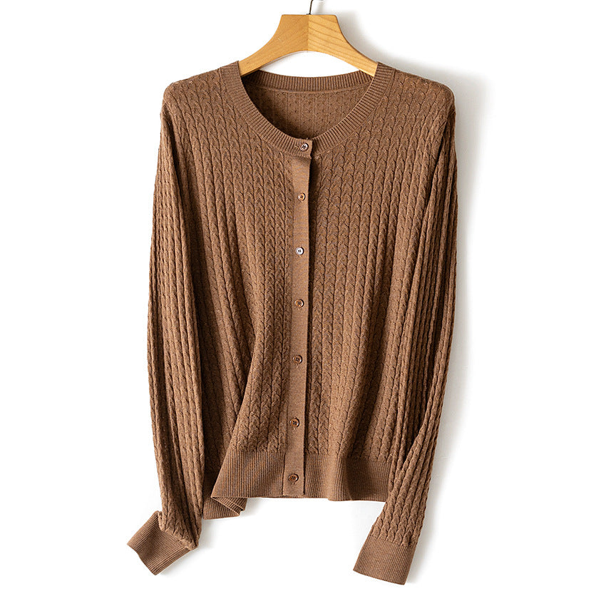 Damen Feinstrick-Cardigan mit Zopfmuster, Rundhalsausschnitt und Knopfleiste Shop Nory