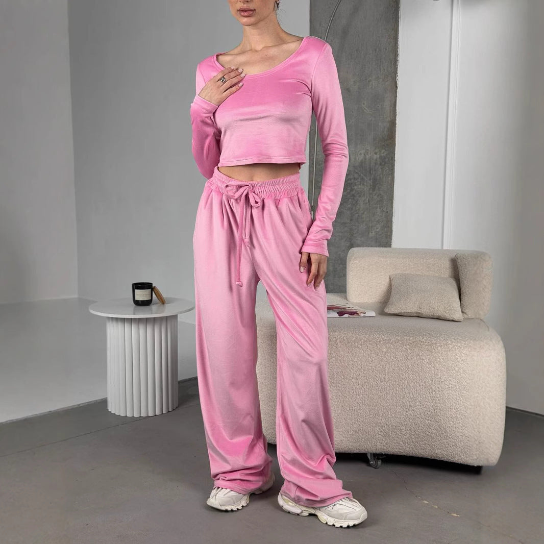 Damen samtiges bauchfreies Langarm-Crop-Top mit weitem Rundhalsausschnitt Shop Nory