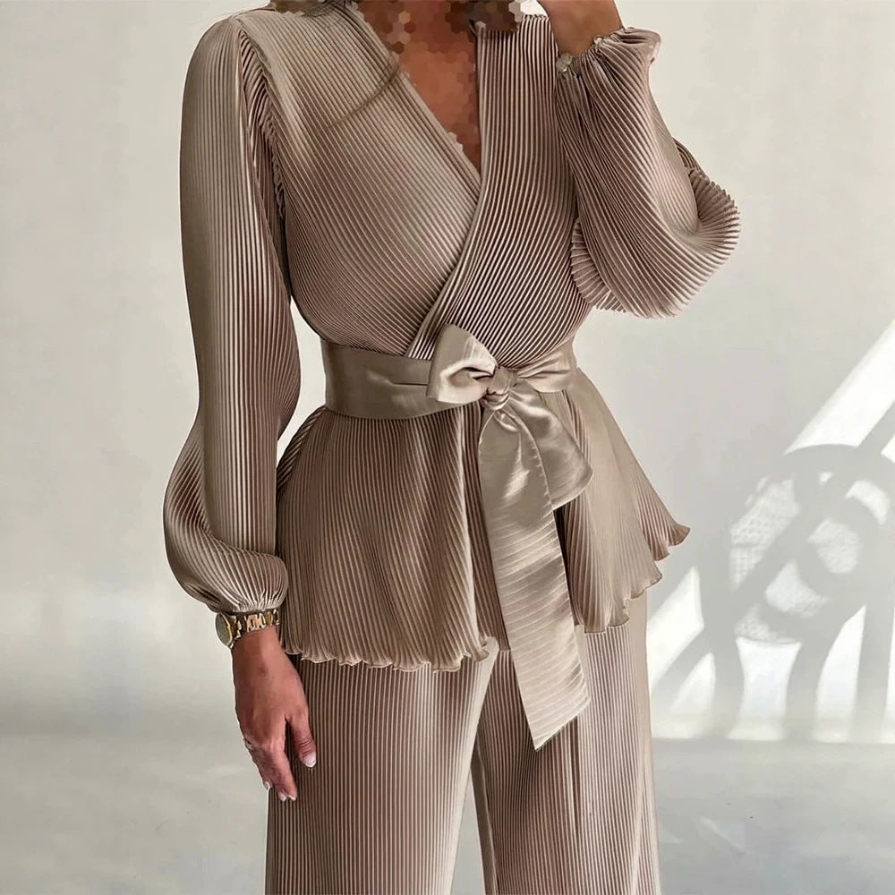 Damen Eleganter Plissee-Zweiteiler mit Wickelshirt, Taillengürtel und weitem Bein Shop Nory