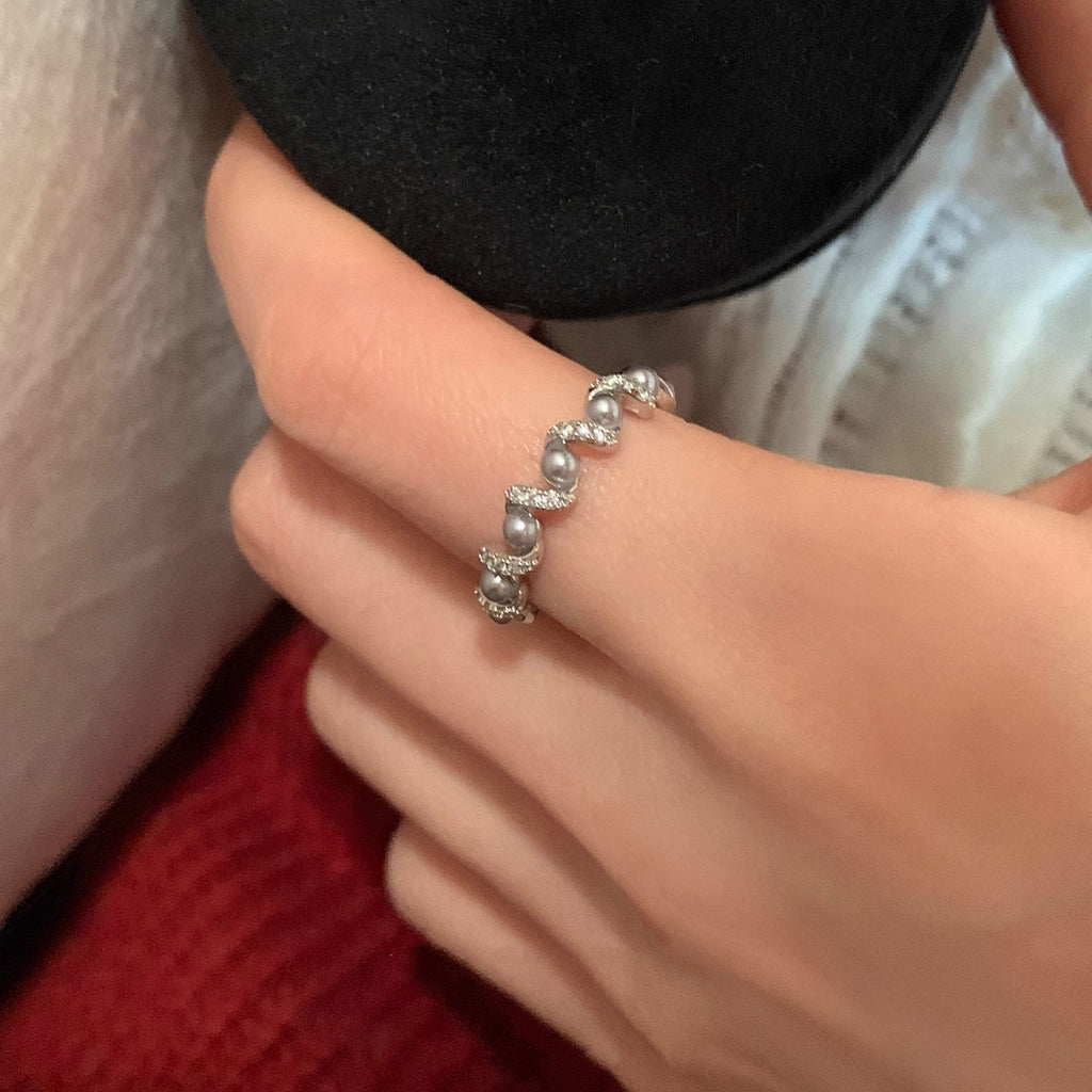 Damenring mit elegantem Perlen- und Zirkonia-Design Shop Nory