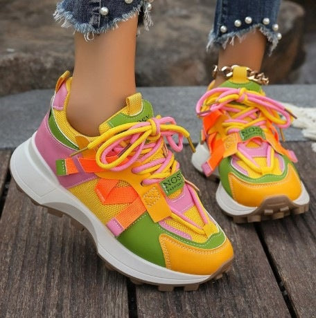 Damen Chunky-Plateau-Sneaker mit atmungsaktivem Mesh und montierten Riemen Shop Nory