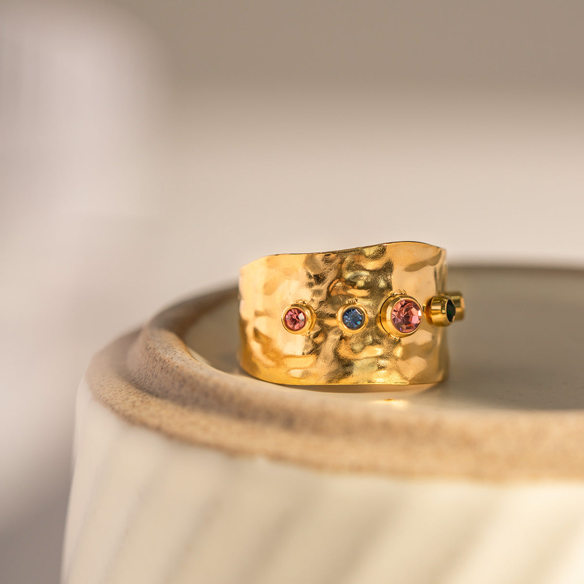 Damen trendiger Offener Ring mit bunten Kristallen Shop Nory