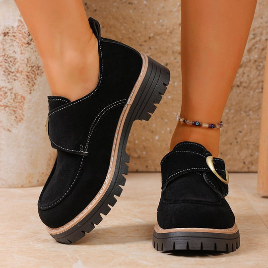 Damen Chunky Loafer im Mokassin‑Stil mit großer Zierschließe, Velours‑Optik und profilierter Gummisohle Shop Nory