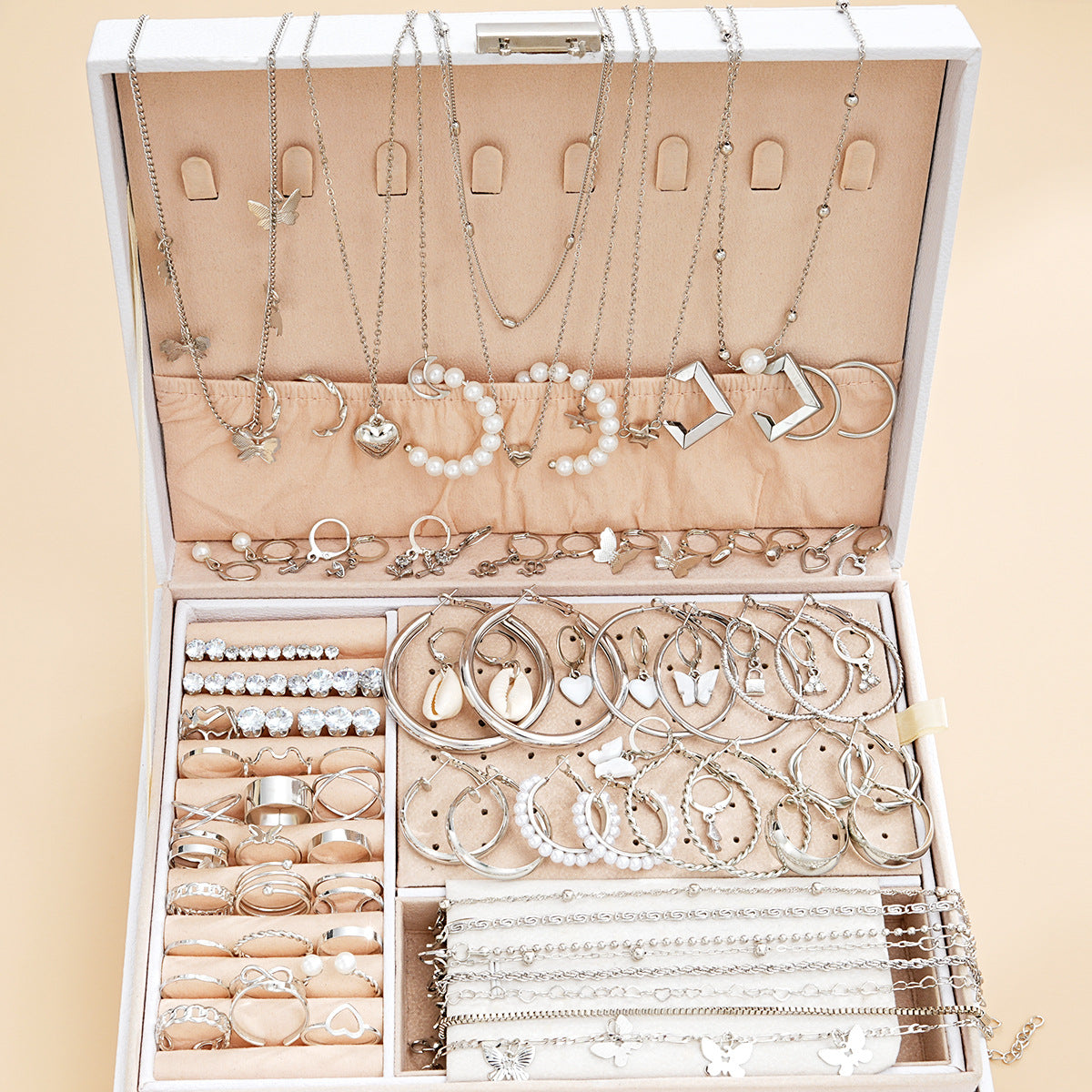 Damen Schmuckset mit vielfältigen Anhängern und eleganten Details Shop Nory