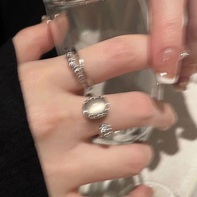 Damen Ring mit elegantem, minimalistischen Design und funkelndem Zirkonia Shop Nory