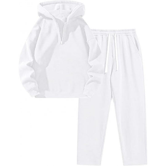 Damen nan Relax-Set mit kurzem Halbzip, übergroßer Kapuze und taillenhoher tapered Jogginghose Shop Nory