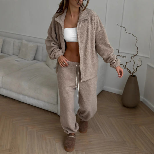 Damen oversized Teddy-Fleece Hausanzug mit Reißverschlussjacke und Jogginghose Shop Nory