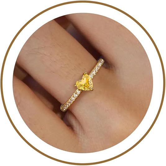 Damen Ring mit Herzschliff und glitzernden Zirkonia-Elementen Shop Nory