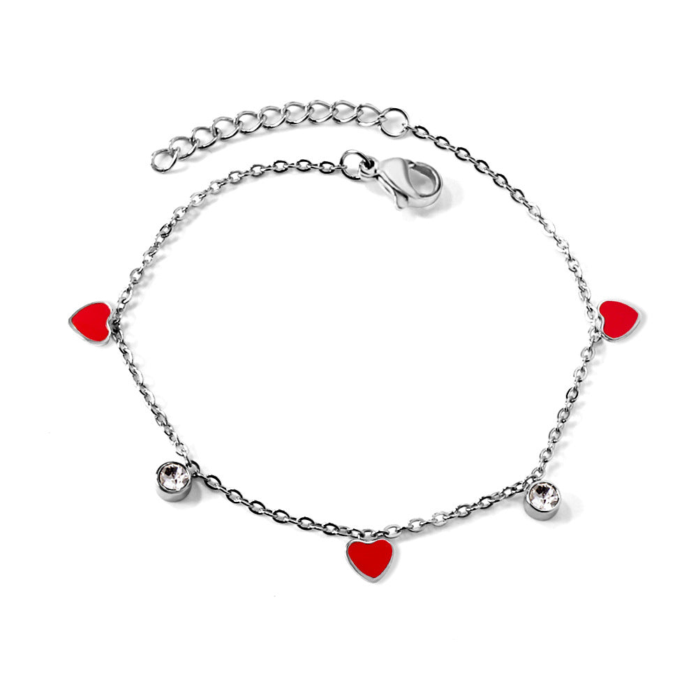 Damen zartes Armband mit herzförmigen Akzenten und funkelnden Kristallen Shop Nory