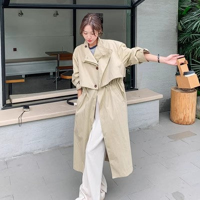 Damen Oversize-Trenchcoat mit Cape‑Rücken, Tunnelzugtaillierung und weiten Ärmeln Shop Nory