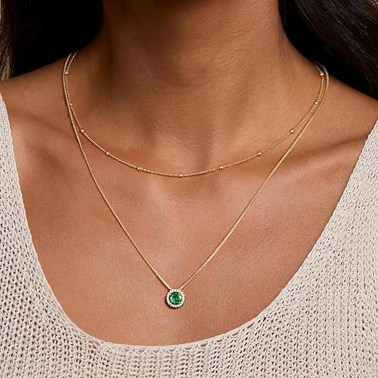 Damen Halskette mit funkelndem Zirkonia-Anhänger und doppeltem Kettendesign Shop Nory
