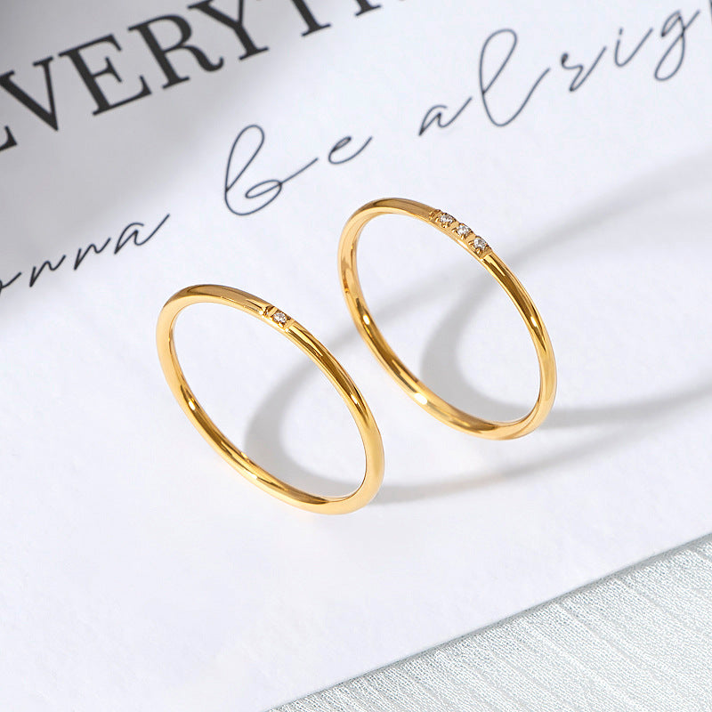 Damen schlichter Ring mit funkelnden Zirkonia-Details Shop Nory