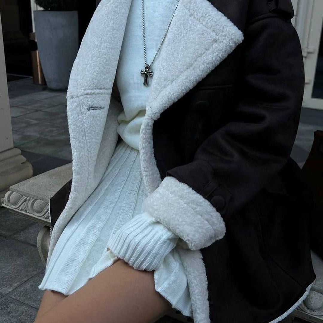Damen Oversized Fliegerjacke aus Lammfellimitat mit Doppelreihiger Knopfleiste Shop Nory