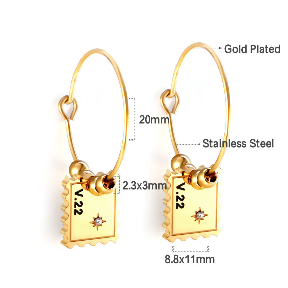 Damen Hängende Creolen mit strukturiertem Wellenmuster aus Edelstahl und hochwertiger Goldbeschichtung Shop Nory