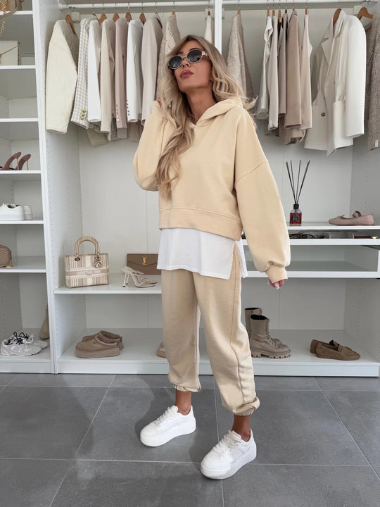Damen Oversized Hoodie- und Jogging-Set aus Bio-Baumwolle mit Cropped-Sweat und elastischer Bündchenhose Shop Nory