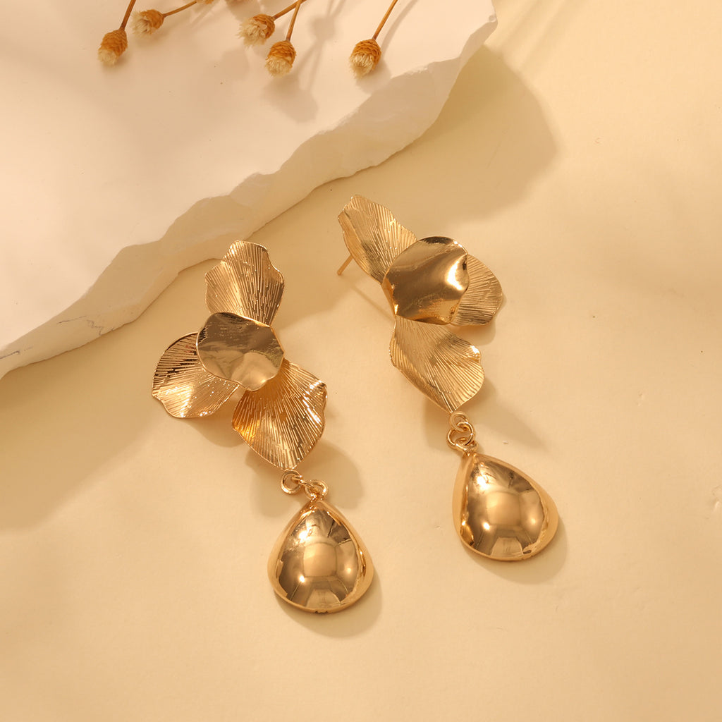 Damen Hängende Ohrringe im elegant geschwungenen Design Shop Nory