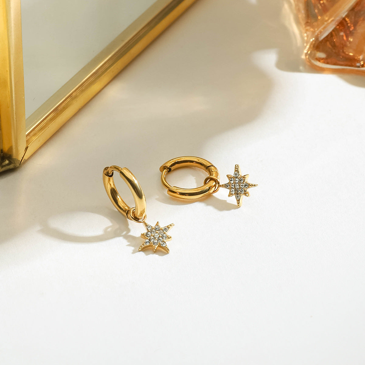 Damen Halskette mit Liebe-Detail aus hochwertigem Edelstahl Shop Nory