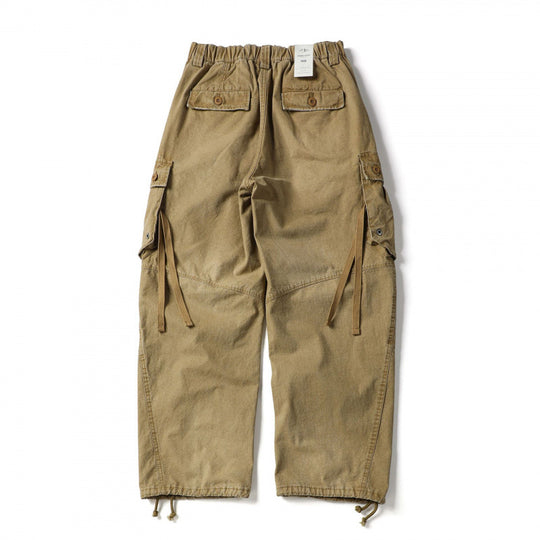 Unisex Locker geschnittene Cargo-Hose mit Bananen-Applikation, großen aufgesetzten Taschen und verstellbarem Saum Shop Nory