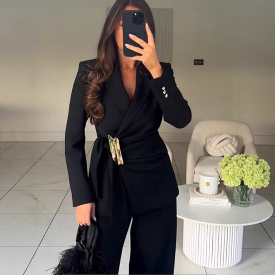 Damen Taillierter Wickel-Blazer mit Zier-Metallschließe & High‑Waist Palazzo‑Hose Shop Nory