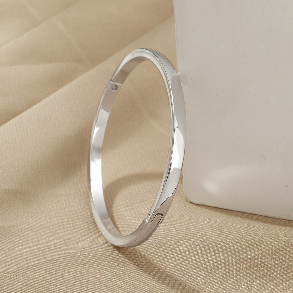 Frauen Sleek Gold Armreife Shop Nory