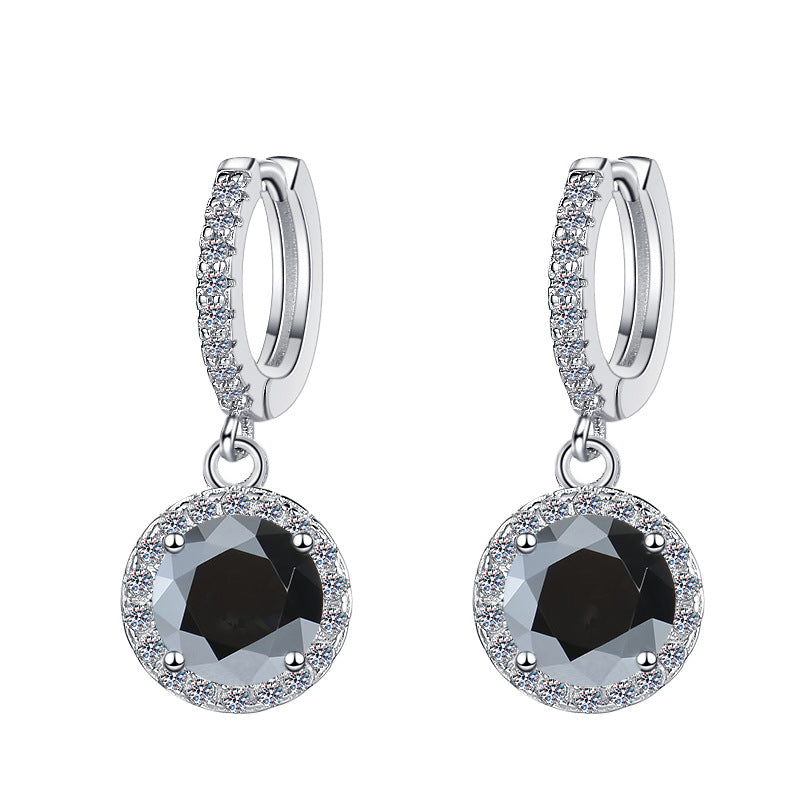 Damenohrringe mit funkelnden Kristallen und elegantem Clip-Design Shop Nory
