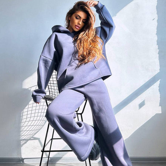 Damen Scuba-Fleece Lounge-Set mit Oversize-Kapuzenpullover und weiter Flare-Hose Shop Nory