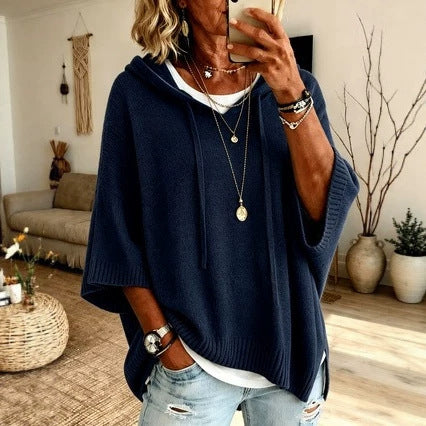 Damen Oversize Strick-Poncho mit Kapuze, Fledermausärmeln und Seitenschlitzen Shop Nory