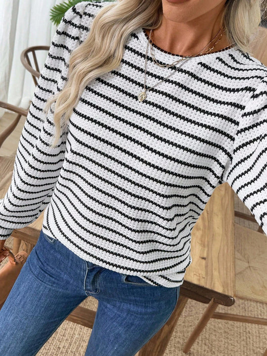 Damen Gestreiftes Feinstrick-Longsleeve mit Strukturstrick und Rundhalsausschnitt Shop Nory