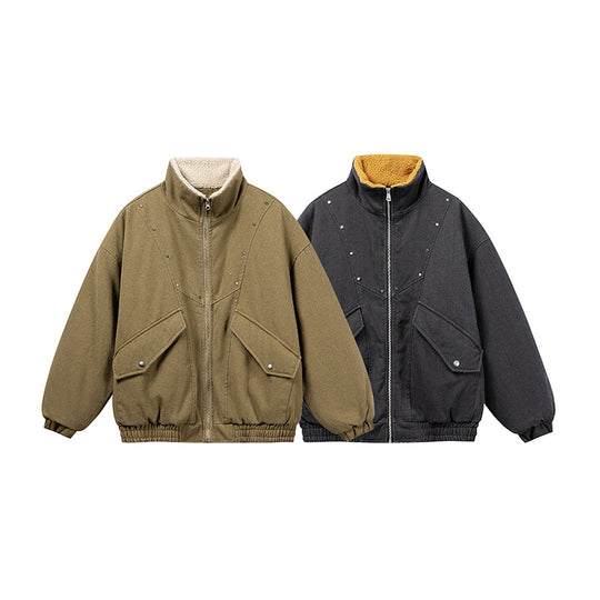 Unisex Boxy-Denimblouson mit kontrastierendem Teddyfutter und großen Pattentaschen Shop Nory
