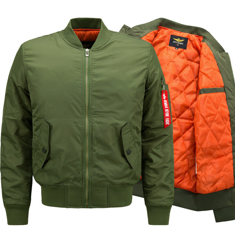 Herren Nylon-Bomberjacke mit dezentem Glanz, gestepptem Thermofutter und Utility-Ärmeltasche Shop Nory