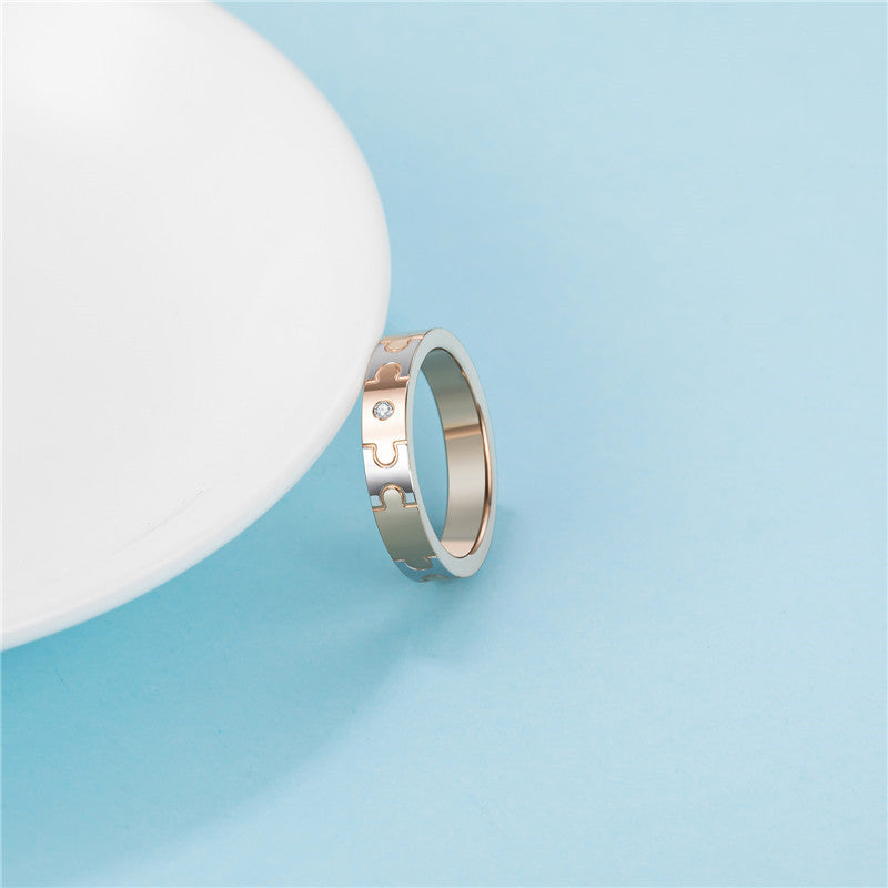 Damen Puzzle-Ring mit elegantem Design und funkelndem Stein Shop Nory