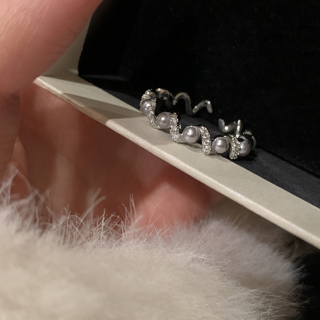 Damenring mit elegantem Perlen- und Zirkonia-Design Shop Nory