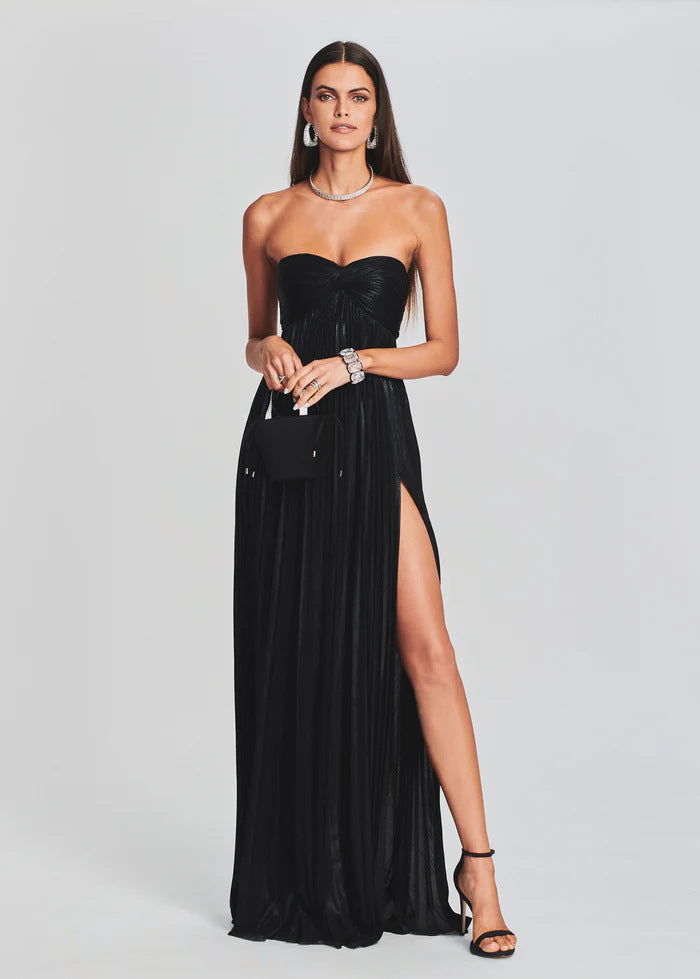 Damen Abendkleid mit schulterfreiem Design und elegantem Schlitz