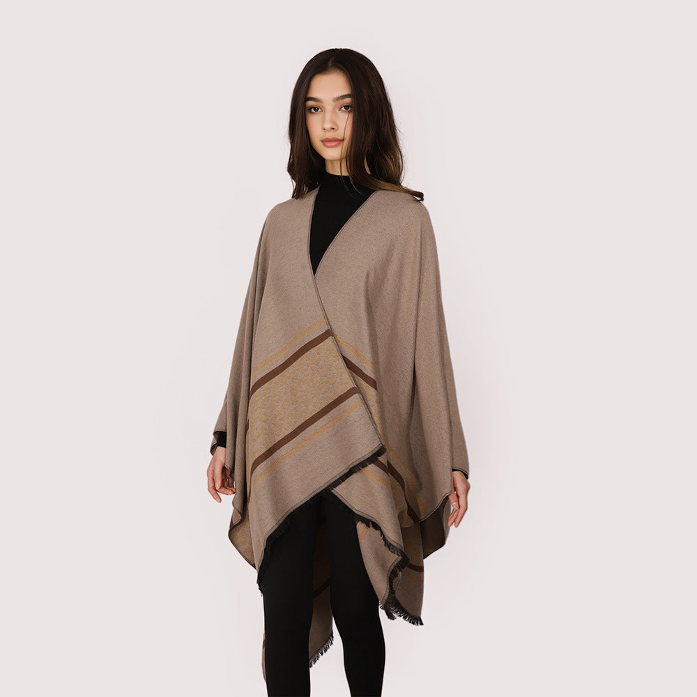 Damen Kimono-Cape im Wickelstil mit Animalbordüre und Fransenabschluss Shop Nory