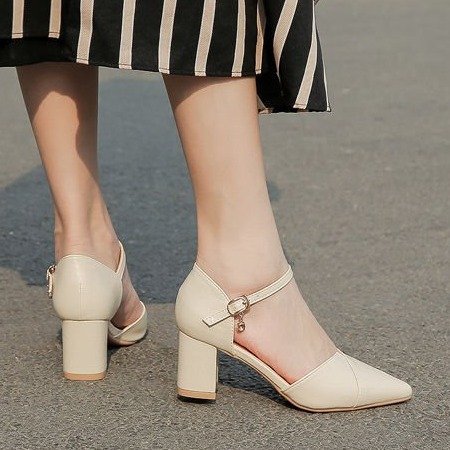 Damen elegante Halbschuhe mit modischer Schnallenverzierung und stabilen Blockabsatz