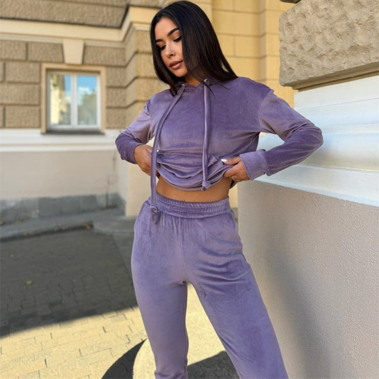 Damen weiches Velours-Lounge-Set mit Kapuzenpullover und tapered Jogginghose Shop Nory