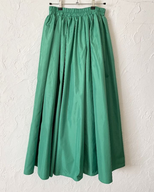 Damen Eleganter Teller‑Maxirock mit hohem Bund, versteckten Eingrifftaschen und verstärktem Saum Shop Nory