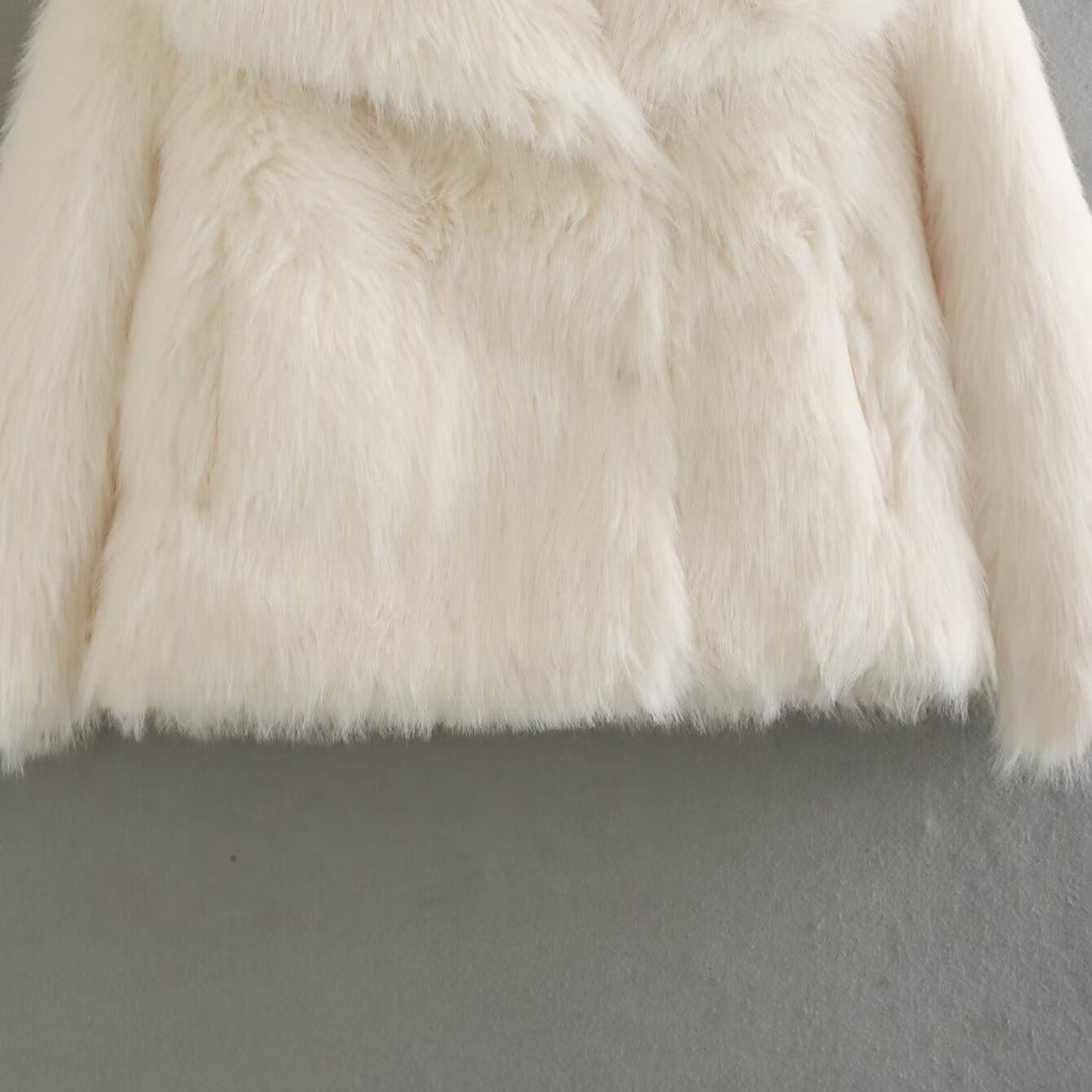 Damen Kurze Kunstfell-Jacke mit breitem Schalkragen Shop Nory
