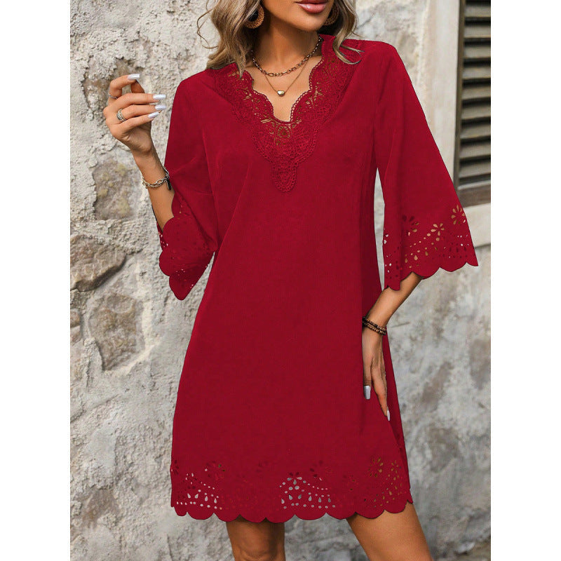 Damen Sommerkleid mit Spitzendetails und ausgestellten Ärmeln Shopnory