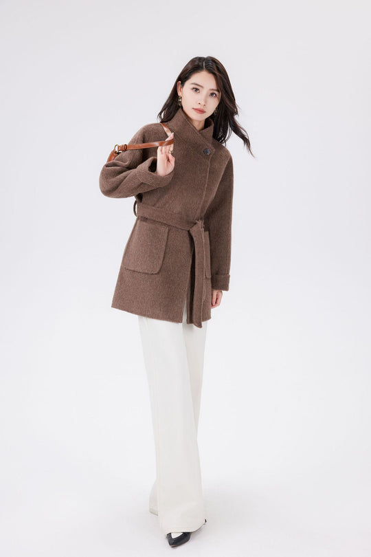 Damen Kurzer Wickel-Wollmantel mit hoher Knopfblende und aufgesetzten Taschen Shop Nory