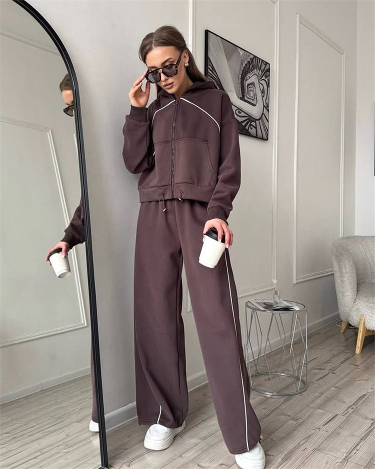Damen kurzes Kapuzen-Sweatset mit Frontreißverschluss, kontrastierender Paspel und elastischer Highwaist-Jogger Shop Nory