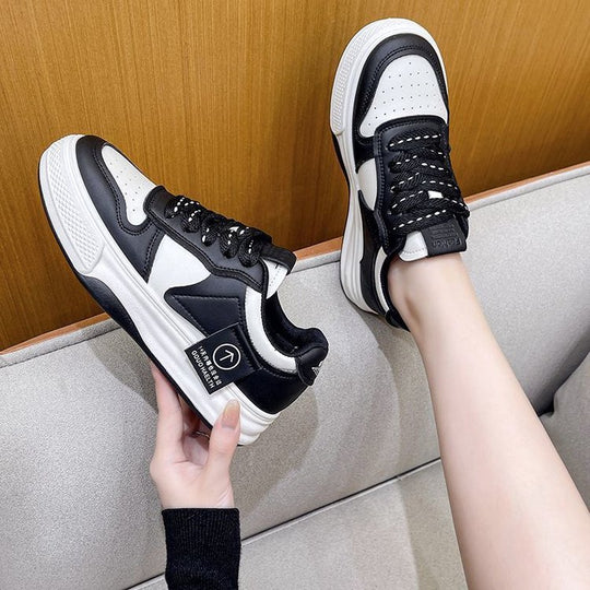 Damen Chunky Plateau‑Sneaker im Retro‑Basketballstil mit gepolstertem Schaft Shop Nory
