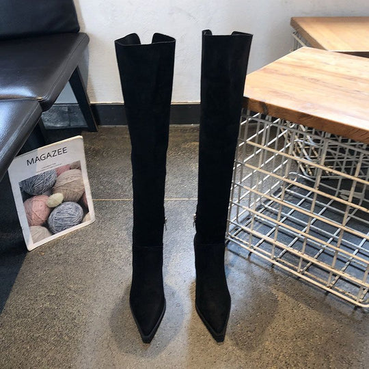 Damen Overknee-Stiefel aus Veloursoptik mit spitzer Zehenform und schmalem Absatz Shop Nory