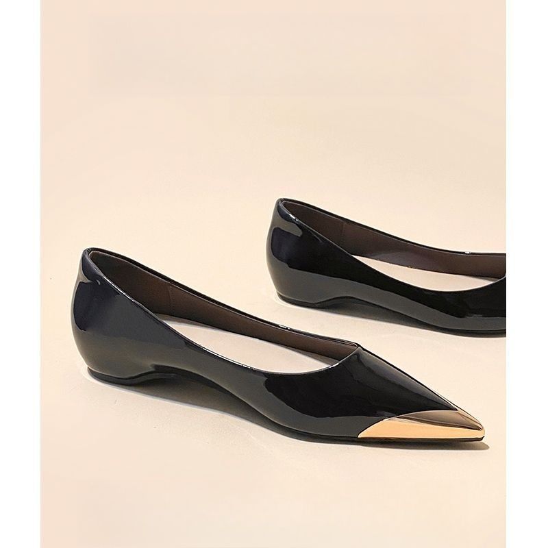Damen spitz zulaufende flache Ballerina mit Leopardenmuster und Metallkappe Shop Nory