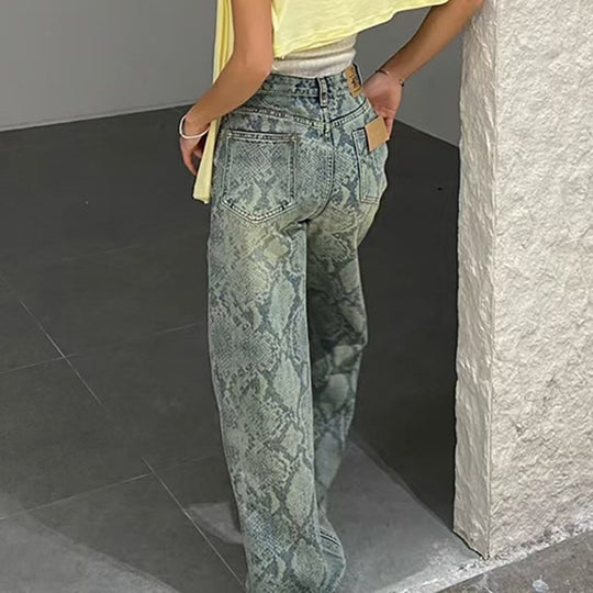 Damen nan hochgeschnittene Jeans mit Schlangenprint, weitem Bein und geradem Schnitt Shop Nory